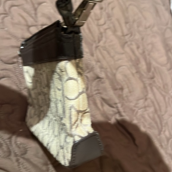 Calvin Klein women’s CK signature wristlet Clutch Wallet Brown with zipper - Picture 6 of 7